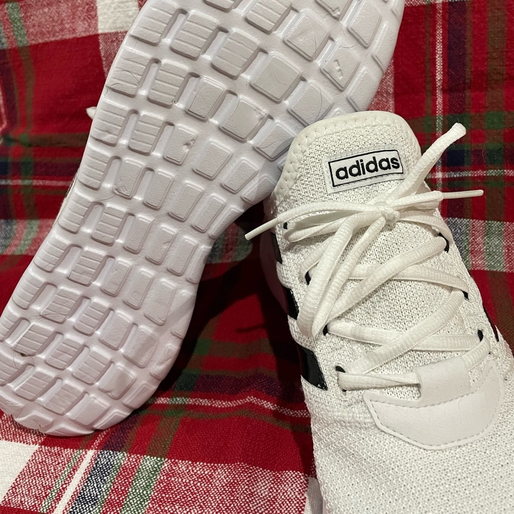 Men’s Adidas Cloudfoam Sneaker. Size 13.
